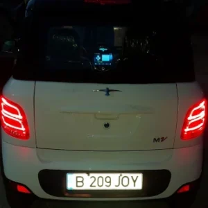 Coche eléctrico B1 4 plazas nuevo